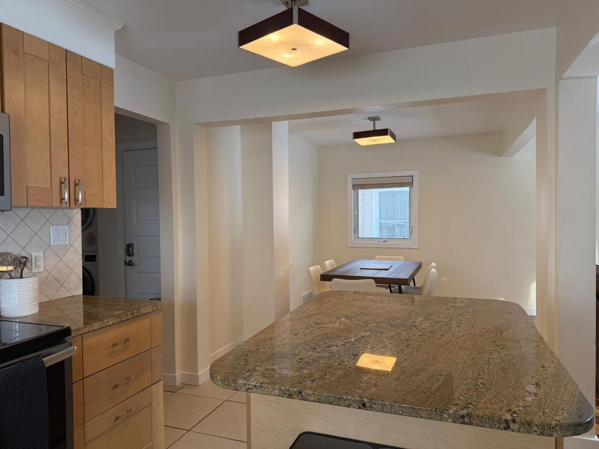 2bed Bright & Stylish Ritchie Urban Retreat * Edmonton